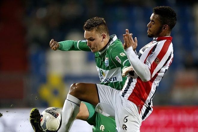 可能是在收 可能是在收